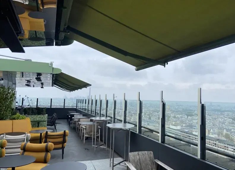 Sky bar Pullman Paris Montparnasse