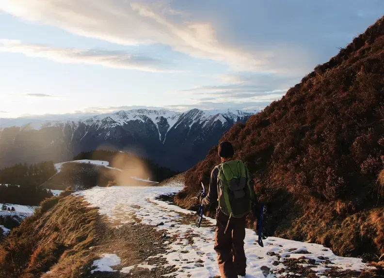 Randonnée sur les montagnes suisses