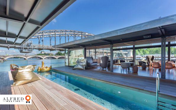 OFF Paris Seine  ****, France