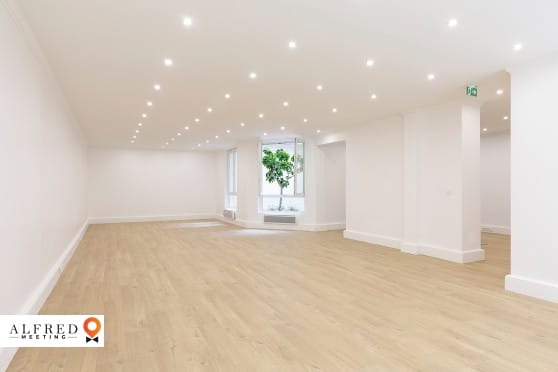 MR12, Showroom, Paris, Île-de-France, France