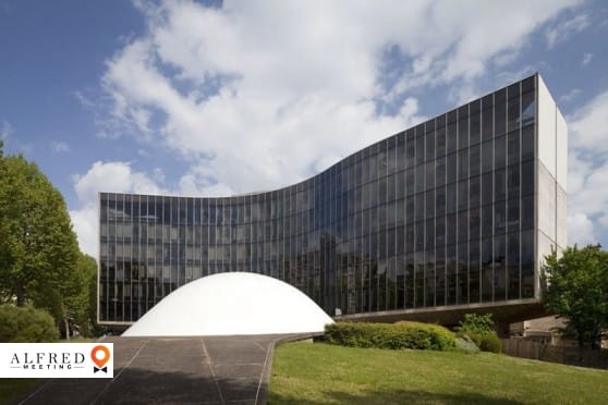 Espace Niemeyer, Salle de réception / Espace événementiel, Paris, Île-de-France, France