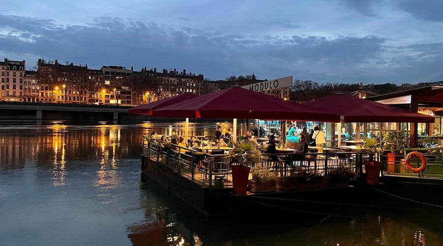 Restaurant Modulo, Barge, Lyon, Auvergne-Rhône-Alpes, France