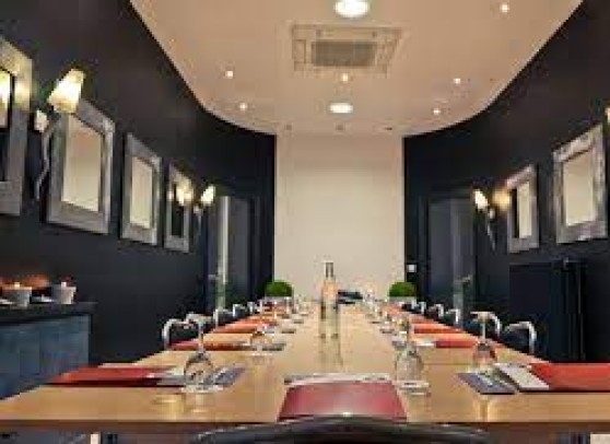 Le Cinq Hotel Chambéry Hyper Centre ****, Hôtel 4*, France