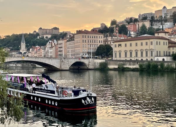 Les Yachts de Lyon, Bateau Naviguant, France