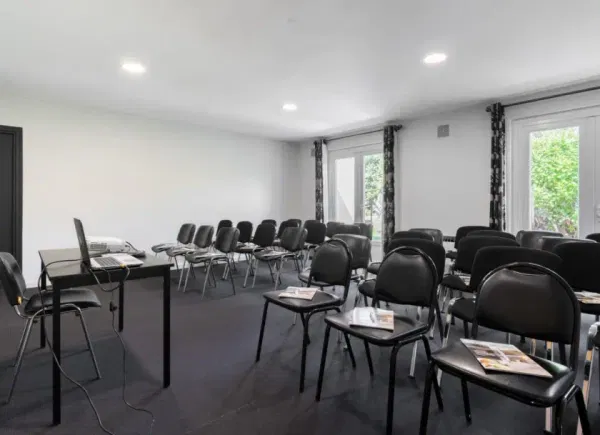 Brit Hotel Avignon Sud – Le Calendal ***, Hôtel 3*, Avignon, Provence-Alpes-Côte d'Azur, France