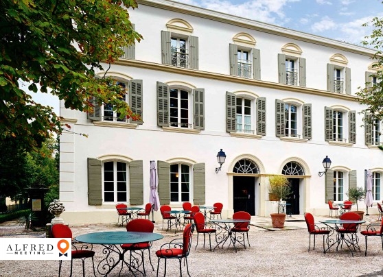 Domaine de Châteauneuf, Château / Domaine, Nans-les-Pins, France