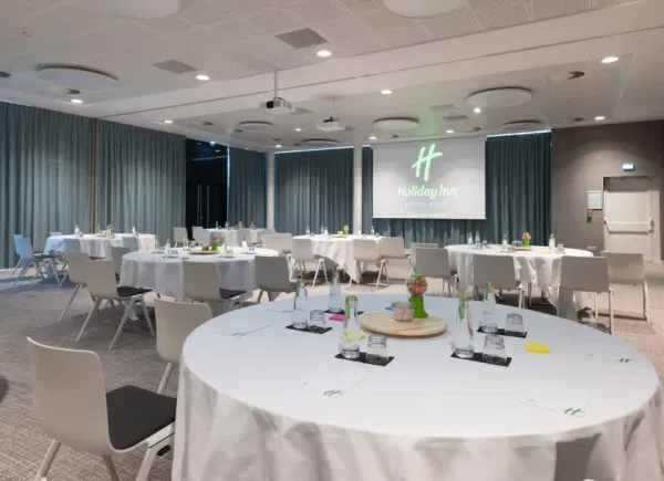 Hôtel Holiday Inn Paris CDG Airport, Hôtel 4*, Roissy-en-france, Île-de-France, France