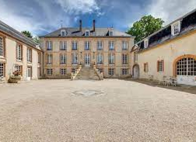 Chateau de Pierry, Château / Domaine, France