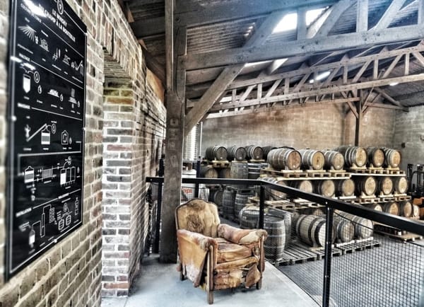 Distillerie d'HAUTEFEUILLE, Salle de réunion, BEAUCOURT-EN-SANTERRE, France