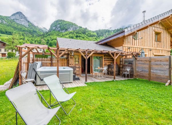Gites la Patte Nordic, Ferme / Gite, Le-Biot, France