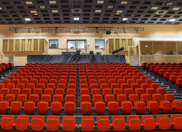 Centre Culturel de l'Orangerie, Espace événementiel, Roissy-en-France, Île-de-France, France