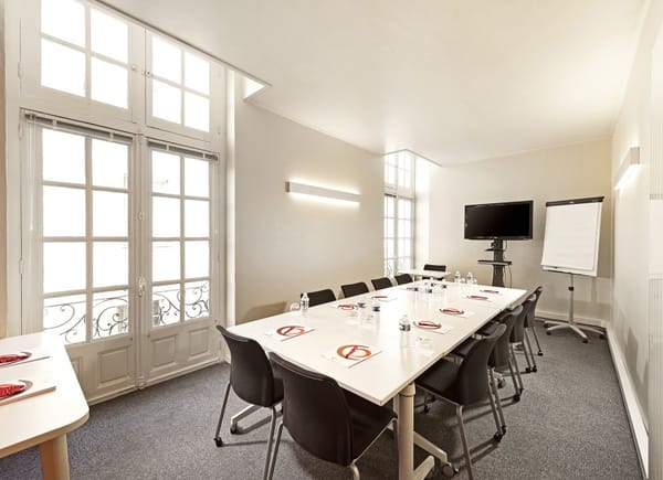 Baya Nantes, Centre d'affaires, France