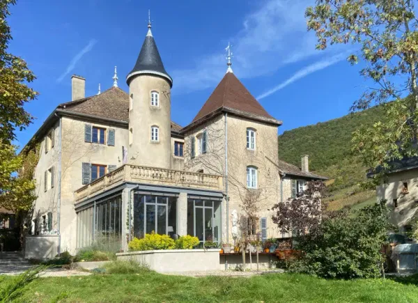 La Tour d'Oncin, Château / Domaine, Montagnieu, Auvergne-Rhône-Alpes, France