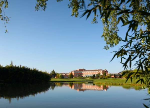 MERCURE TOULOUSE GOLF DE SEILH, Hôtel 4*, France