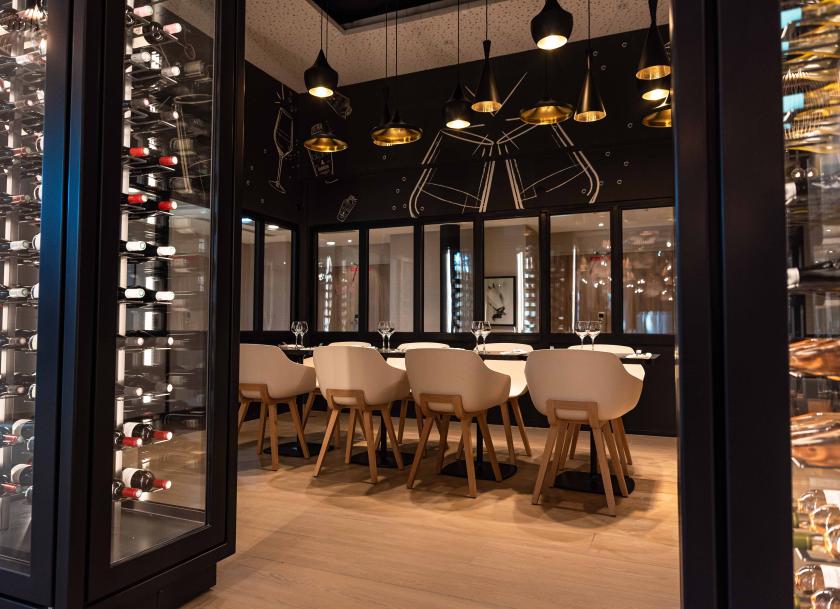 Hilton Garden Inn Paris La Villette, Showroom, France