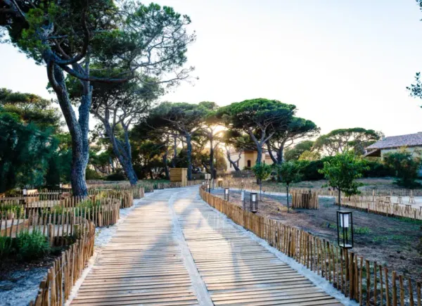 Hameau des Pesquiers, Hôtel 5*, Hyères, Provence-Alpes-Côte d'Azur, France