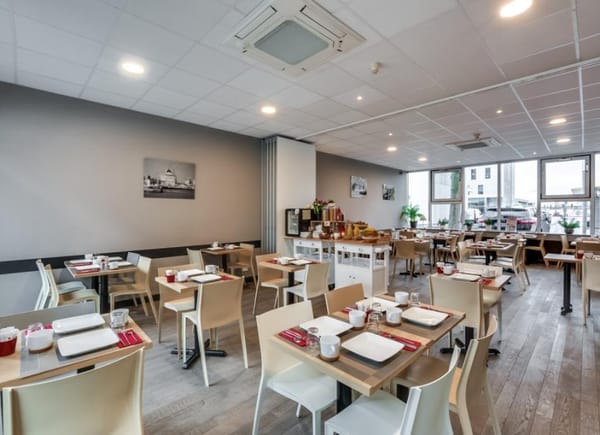Brit Hotel Saint Nazaire Centre Gare***, Hôtel 3*, Saint-Nazaire, France