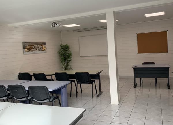CBS - Center Business Services, Centre d'affaires, Auxerre, France