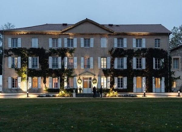 Château de Césarges, Château / Domaine, Maubec, France