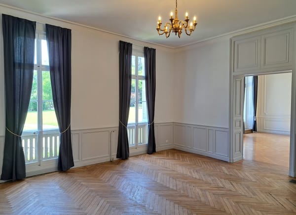 Château de Ouézy, Ferme / Gite, France