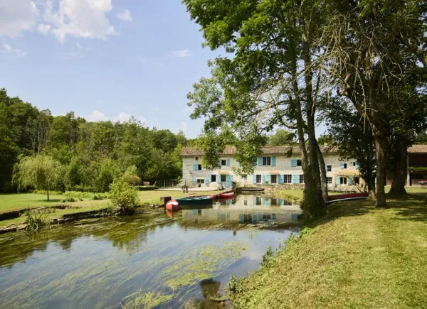 Domaine moulin la place, Ferme / Gite, Saint-Martin-de-Saint-Maixent, France