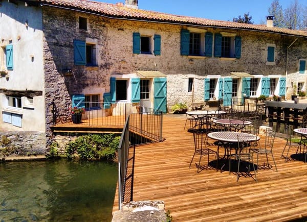 Domaine moulin la place, Ferme / Gite, Saint-Martin-de-Saint-Maixent, France