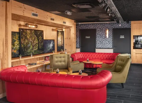 Eklo Lyon, Hôtel 3*, Vénissieux, Auvergne-Rhône-Alpes, France