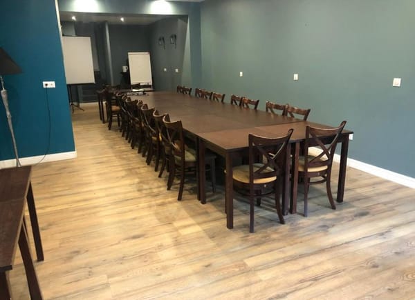 Hôtel le Florence**, Hôtel 2*, Saint-Quentin, France