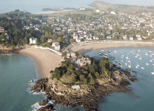 Manoir Breton sur presqu'ile, Hôtel 4*, Saint-Briac-sur-Mer, France