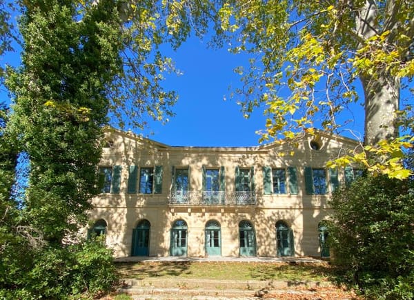 Oasis Fontmarie, Salle de réunion, Castries