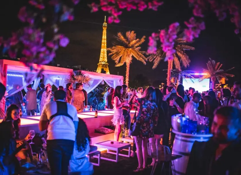 Restaurant Panoramique Mademoiselle Mouche, Paris, Île-de-France, France