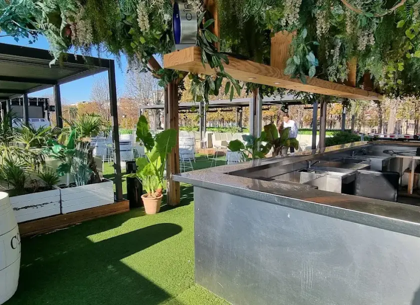 Restaurant Panoramique Mademoiselle Mouche, Paris, Île-de-France, France