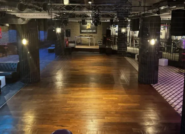 Seguin Sound, Boulogne-billancourt, Île-de-France, France