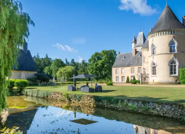 Château de Vaulogé, Château / Domaine, Fercé-sur-Sarthe, Pays de la Loire, France