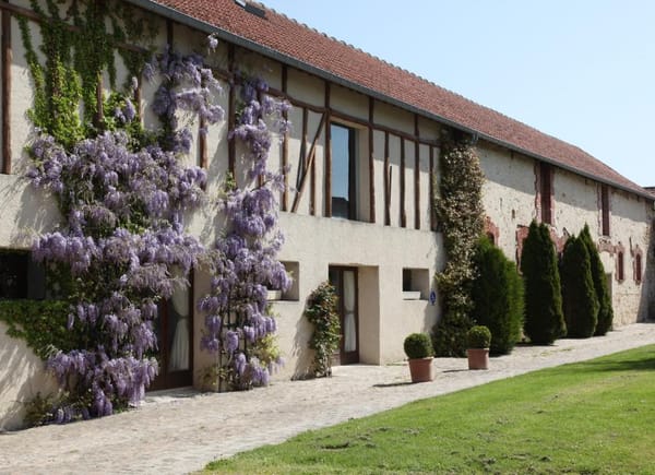 Domaine de Brunel, Ferme / Gite, Aincourt, France