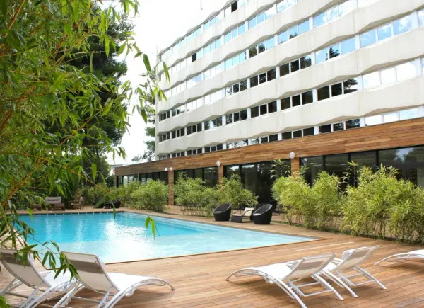 Hôtel C-Suites, Hôtel 4*, Nîmes, Occitanie, France