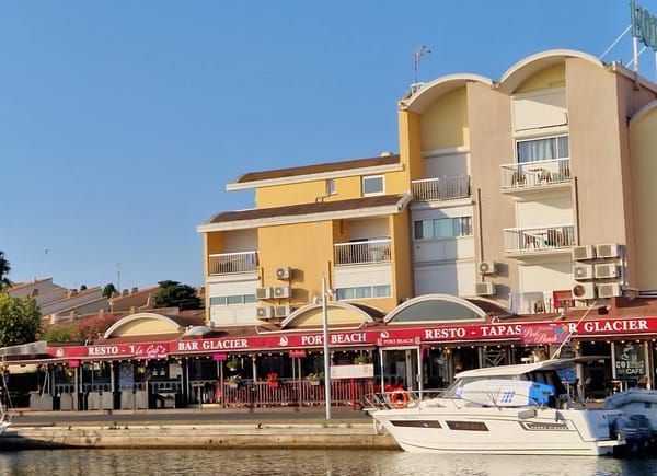 Hôtel Port Beach, Hôtel 3*, Port Gruissan, France