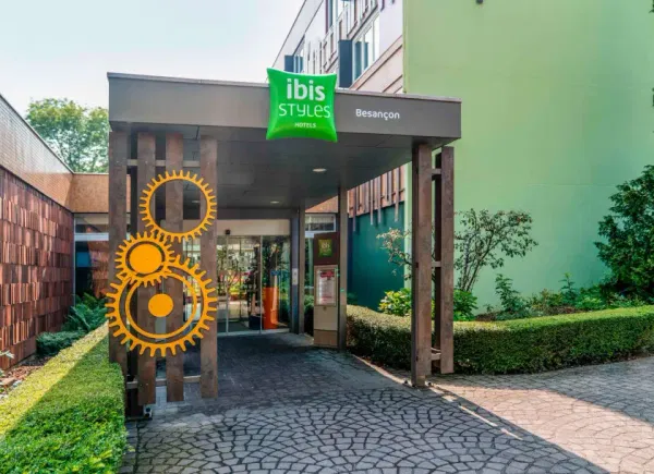 Ibis Styles Besançon, Hôtel 3*, Besançon, Bourgogne-Franche-Comté, France