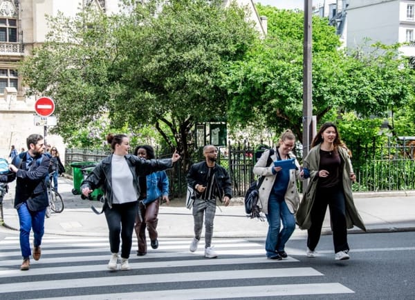 Le Paradoxe d'Arago, Paris, Île-de-France, France