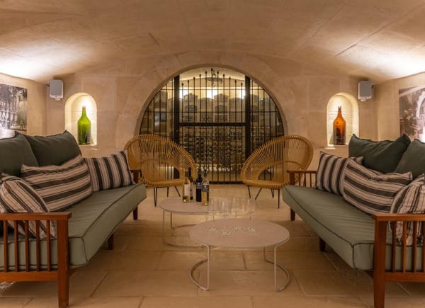 LES PETITES MAISONS-HAMEAU DES BAUX, Hôtel 4*, PARADOU, France