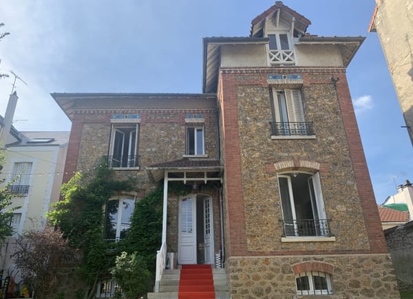 DixHeuresDix, Salle de réunion, Saint-Maur-des-fossées, France