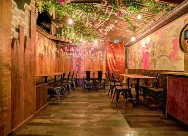 CHOPE MOI Pigalle, Bar / Boite, PARIS, Île-de-France, France