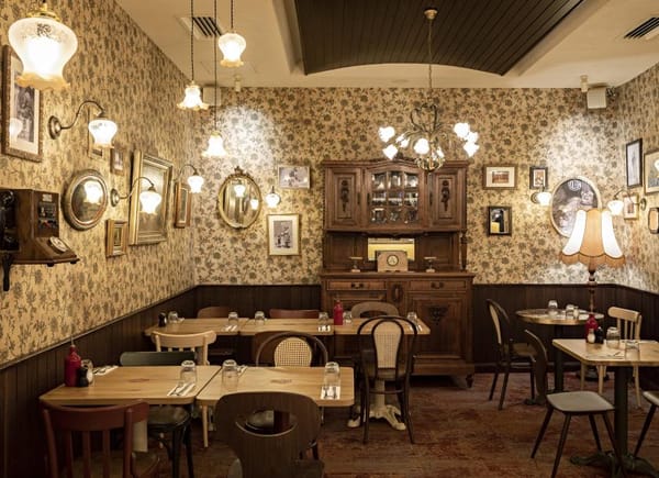Volfoni Champs Elysées, Restaurant, Paris, Île-de-France, France