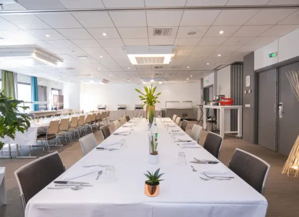 Novotel Nimes, Hôtel 4*, Nîmes, Occitanie, France