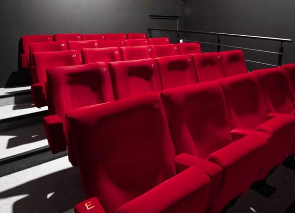 CANABAE STUDIOS, Salle de réunion, Rillieux-la-Pape, France