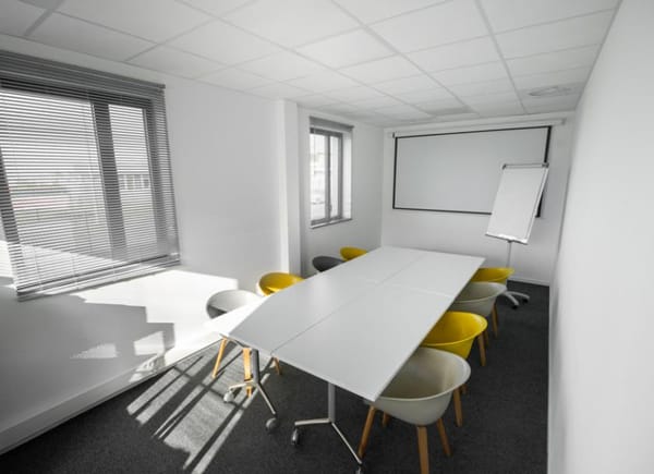 CANABAE STUDIOS, Salle de réunion, Rillieux-la-Pape, France