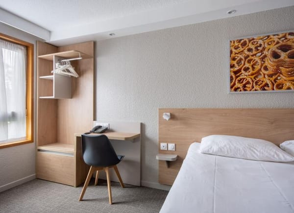 BRIT HOTEL CONFORT MULHOUSE CENTRE, Hôtel 3*, Mulhouse, Grand Est, France
