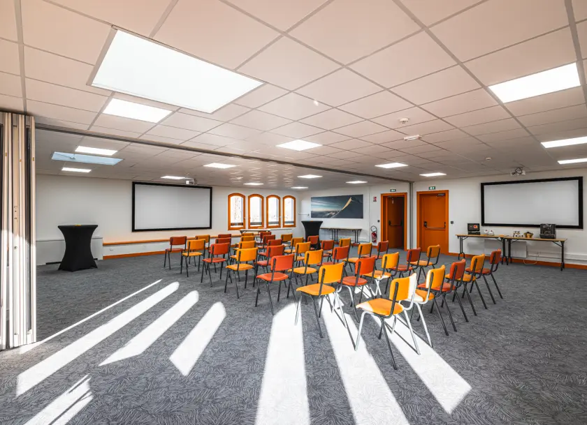 BASE CAMP LODGE ALBERTVILLE, Salle de spectacle, Albertville, Auvergne-Rhône-Alpes, France