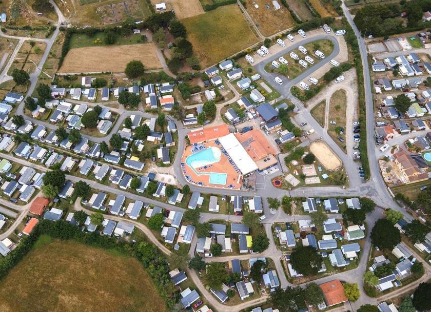 Camping Eden Villages La Pointe Saint-Gildas, Village Vacance, Préfailles, France