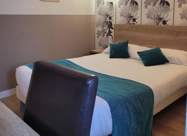 BRIT HOTEL CONCARNEAU - Des Halles, Hôtel 3*, Concarneau, France
